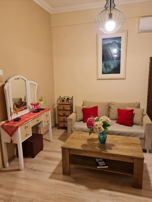 Apartment Ippokratous 106 Center Of
